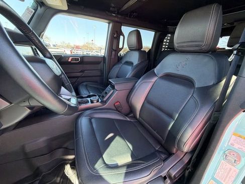 New 2025 Ford Bronco Badlands AWD/4WD image 3