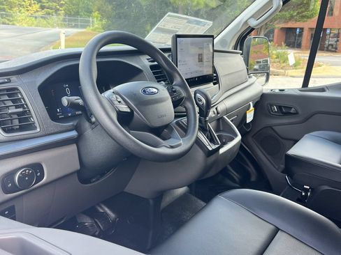New 2026 Ford Transit 250 Low Roof RWD image 2