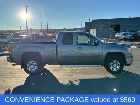 Used 2008 GMC Sierra 2500 SLT w/ Z71 Off-Road Package image 6