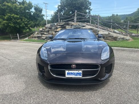 Used 2020 Jaguar F-TYPE Convertible RWD image 7