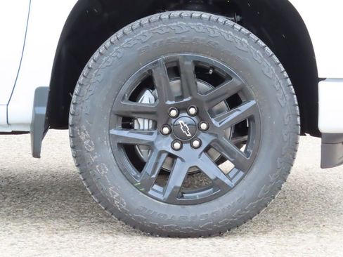 New 2026 Chevrolet Silverado 1500 RST AWD/4WD image 17