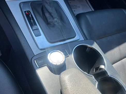 Used 2012 Mercedes-Benz C 250 Sedan image 17