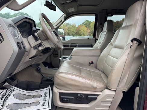Used 2008 Ford F250 Lariat image 14