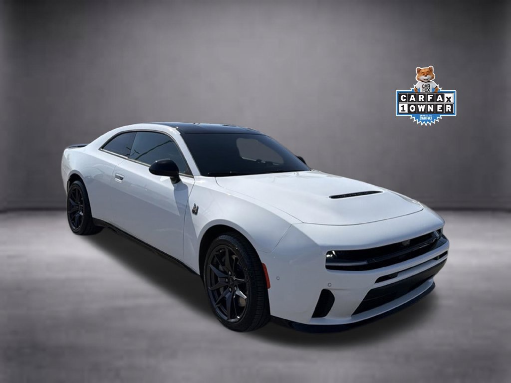 Used 2026 Dodge Charger Scat Pack w/ Blacktop Package AWD/4WD image 2