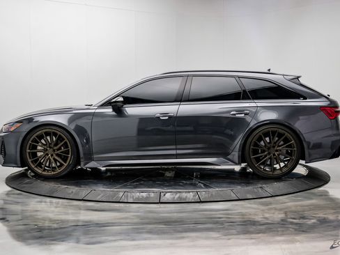 Used 2023 Audi RS 6 w/ Black Optic Package AWD/4WD image 4