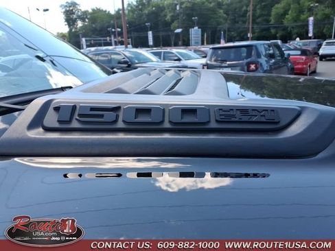 Used 2020 RAM 1500 Limited w/ Black Appearance Package AWD/4WD image 11