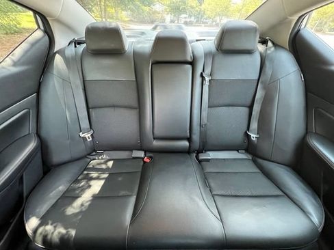 Used 2021 Nissan Altima 2.5 SR FWD image 25