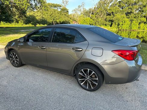 Used 2017 Toyota Corolla SE FWD image 4