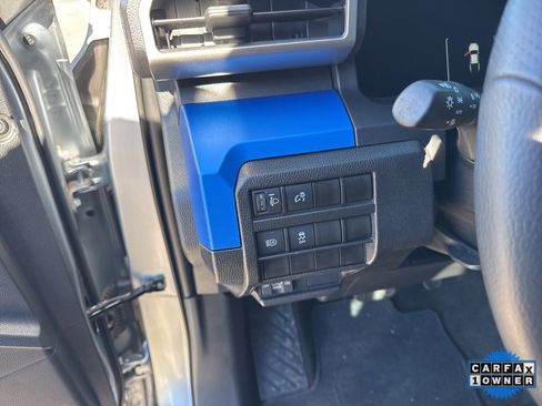 Certified 2025 Toyota Tacoma TRD Off-Road image 17