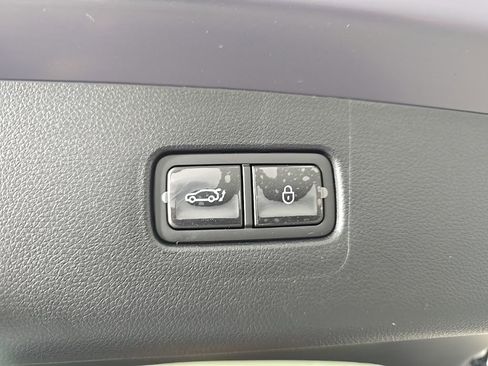 New 2026 Genesis GV70 2.5T Sport Prestige AWD/4WD image 13