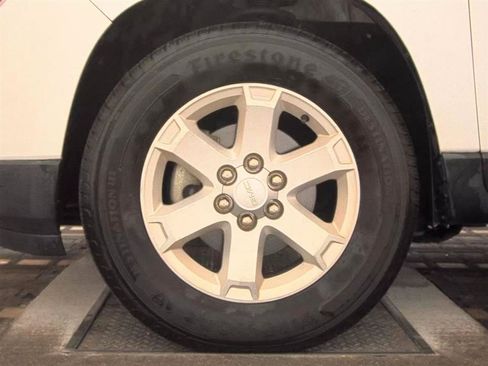 Used 2016 GMC Acadia SLE FWD image 9