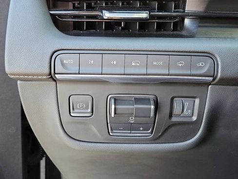 Certified 2022 Cadillac Escalade Premium Luxury w/ Performance Package image 14