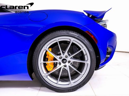 New 2026 McLaren 750S image 17