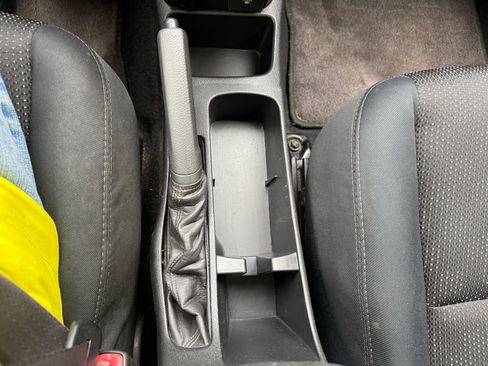 Used 2010 Pontiac Vibe image 20