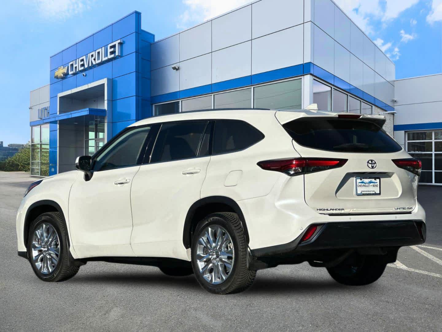 Used 2020 Toyota Highlander Limited AWD/4WD image 6