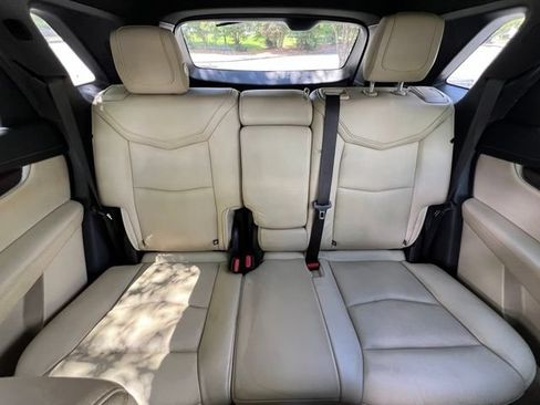 Used 2019 Cadillac XT5 Premium Luxury AWD/4WD image 22