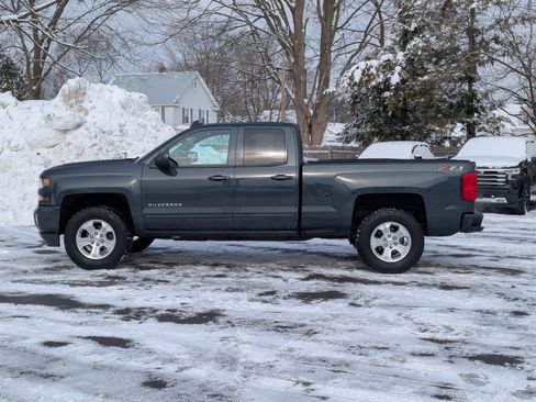 Used 2018 Chevrolet Silverado 1500 LT w/ All Star Edition image 11