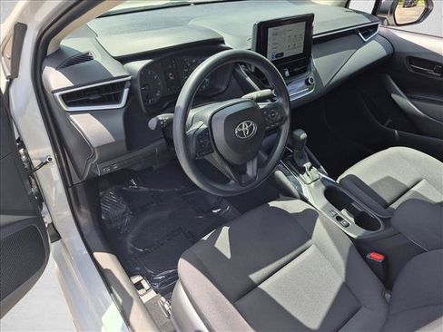 Used 2024 Toyota Corolla LE FWD image 9