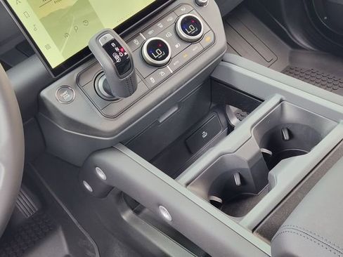 New 2026 Land Rover Defender 110 S AWD/4WD image 19