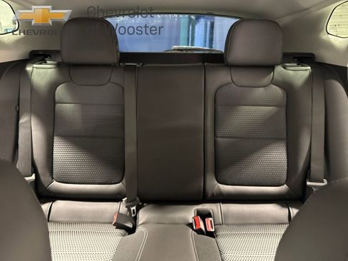 New 2026 Chevrolet Trax LT w/ LPO, Blackout Package image 21