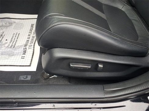 Used 2020 Honda Civic Touring image 4