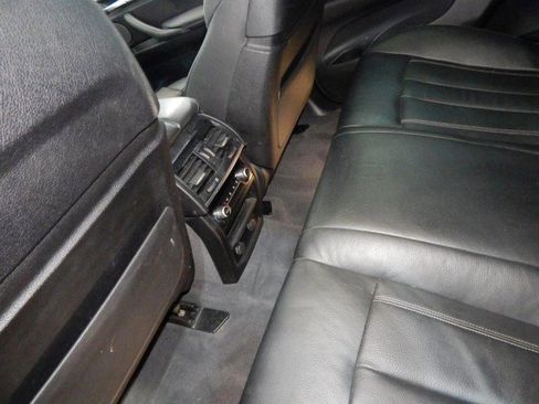 Used 2019 BMW X6 xDrive35i w/ M Sport Package image 19