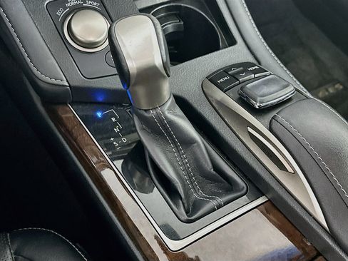 Used 2016 Lexus ES 350 w/ Luxury Package w/Wood Trim FWD image 25