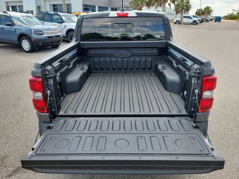 New 2026 Ford Maverick Lariat w/ Black Appearance Package image 8