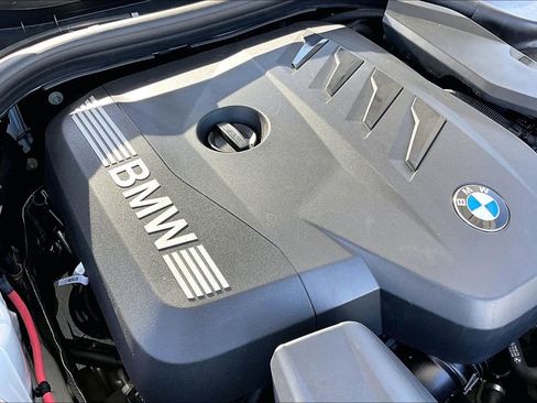 Used 2024 BMW 530i RWD image 31
