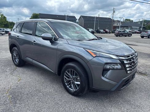 Used 2026 Nissan Rogue SV AWD/4WD image 7