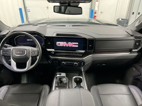 Used 2024 GMC Sierra 1500 SLT w/ SLT Premium Plus Package image 10
