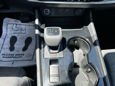 Used 2023 Nissan Rogue SV AWD/4WD image 19