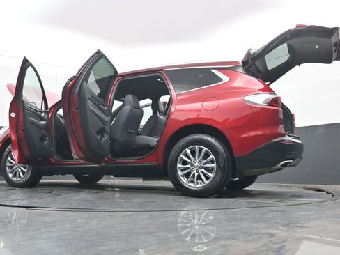 Used 2024 Buick Enclave Premium image 42