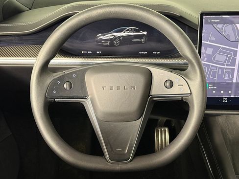 Used 2022 Tesla Model S Plaid AWD/4WD image 36