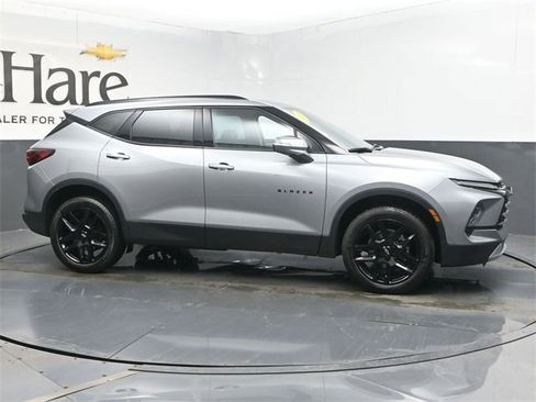 Used 2023 Chevrolet Blazer LT w/ LPO, Black Grille Bar Package image 48