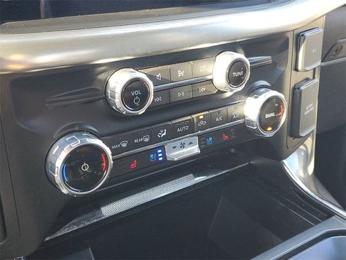 Used 2023 Ford F150 Lariat image 31