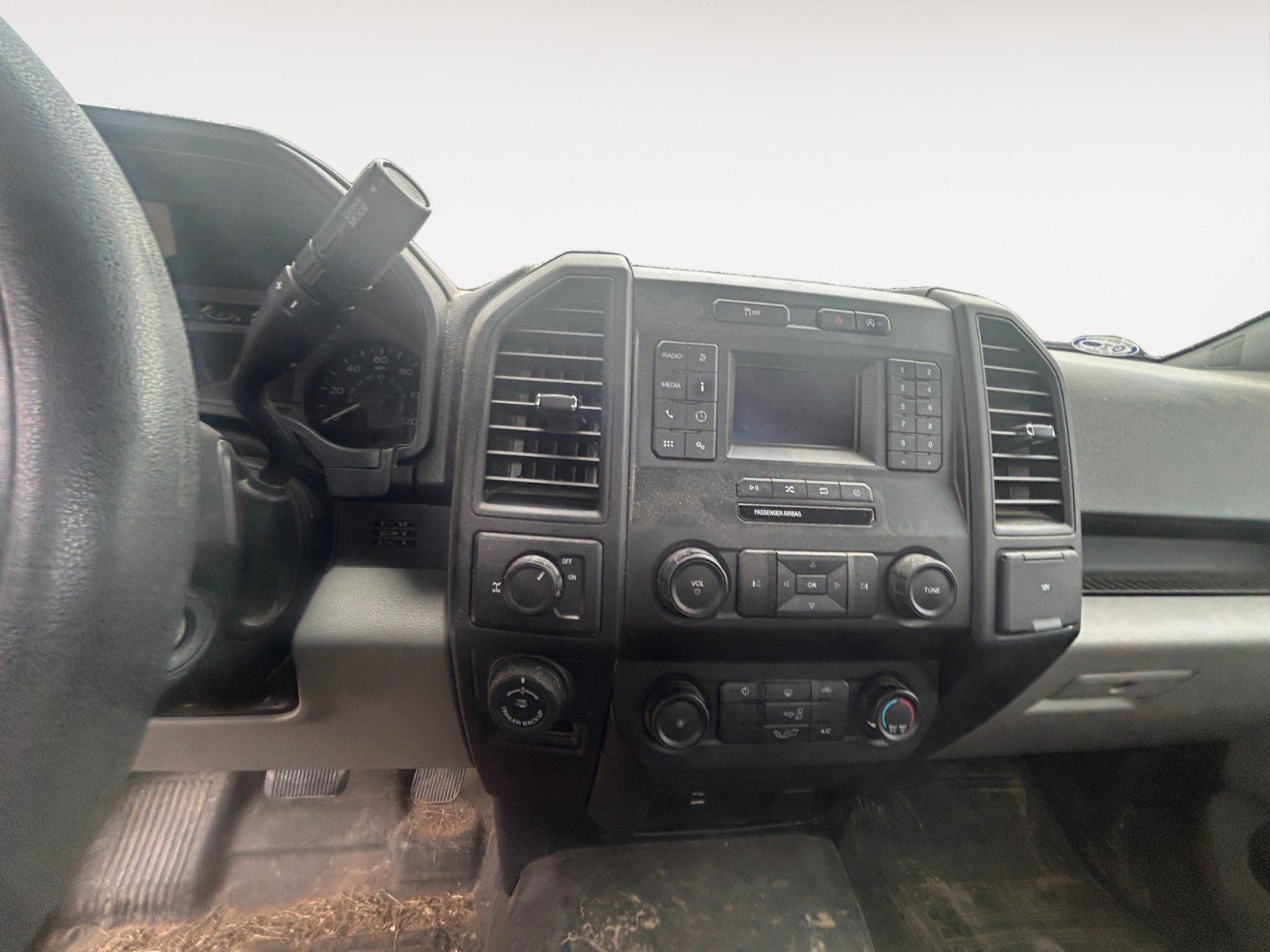 Used 2020 Ford F150 XL w/ Equipment Group 101A Mid RWD image 11