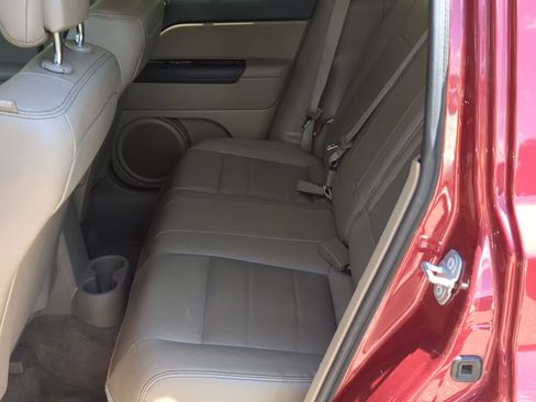 Used 2015 Jeep Patriot High Altitude FWD image 19
