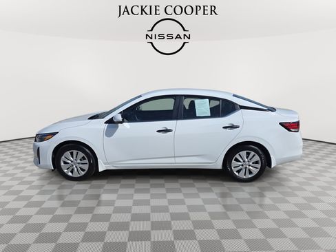 Certified 2025 Nissan Sentra S image 8