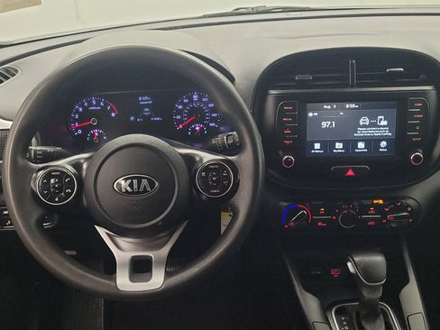 Used 2021 Kia Soul S FWD image 22