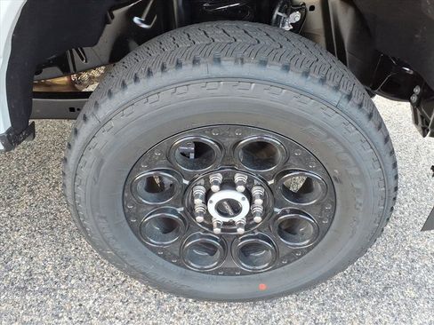 New 2026 Ford F350 XLT w/ XLT Premium Package image 13