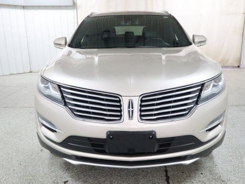 Used 2017 Lincoln MKC Select w/ Select Plus Package AWD/4WD image 7