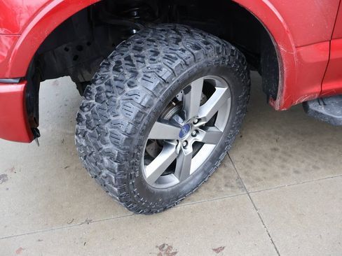 Used 2015 Ford F150 Lariat w/ Equipment Group 502A Luxury image 43