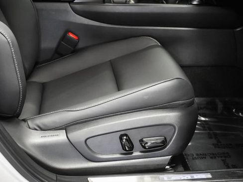 Certified 2025 Lexus UX 300h FWD w/ Accessory Package (Z2) image 25