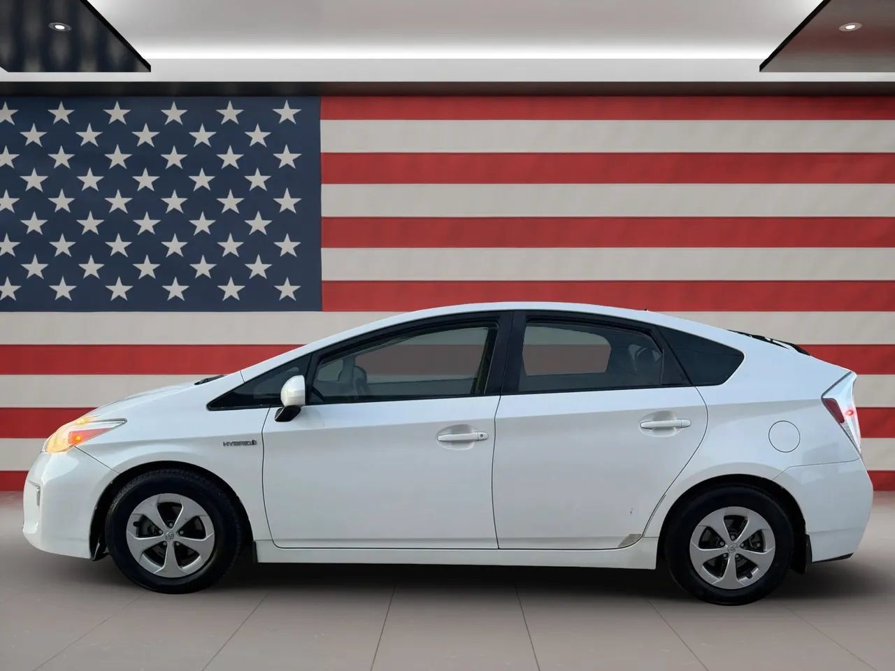 Used 2012 Toyota Prius Four w/ Deluxe Solar Roof Pkg FWD image 5