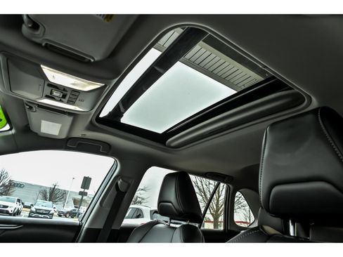 Used 2023 Toyota RAV4 XLE Premium image 13