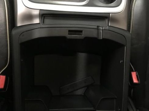 Used 2016 RAM 3500 Laramie Longhorn AWD/4WD image 17