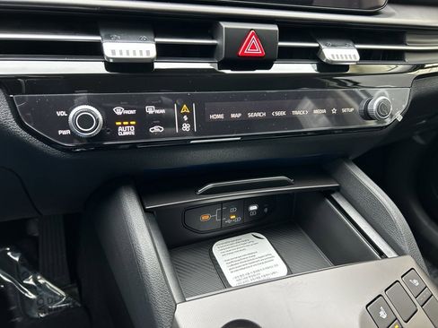 New 2026 Kia Sportage EX image 21