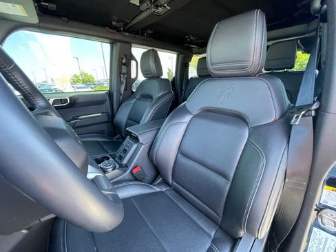 Used 2025 Ford Bronco Big Bend w/ Black Diamond Package AWD/4WD image 22