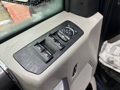 Used 2019 Ford F150 XLT w/ Equipment Group 302A Luxury image 33